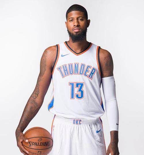 榜眼杜智博四川队正式比赛首秀惊艳，贡献全队最高的23分（杜智博四川队正式赛首秀闪耀，砍下全队最高23分）