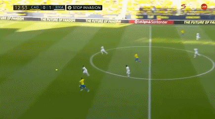 B席：今天我们的进攻始终没有效率，技战术层面出了问题