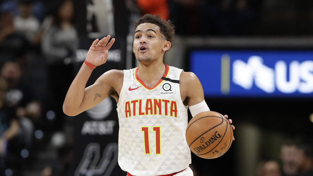 火箭末节爆发连扳三分险胜国王（火箭末节发力连中三分惊险击退国王）