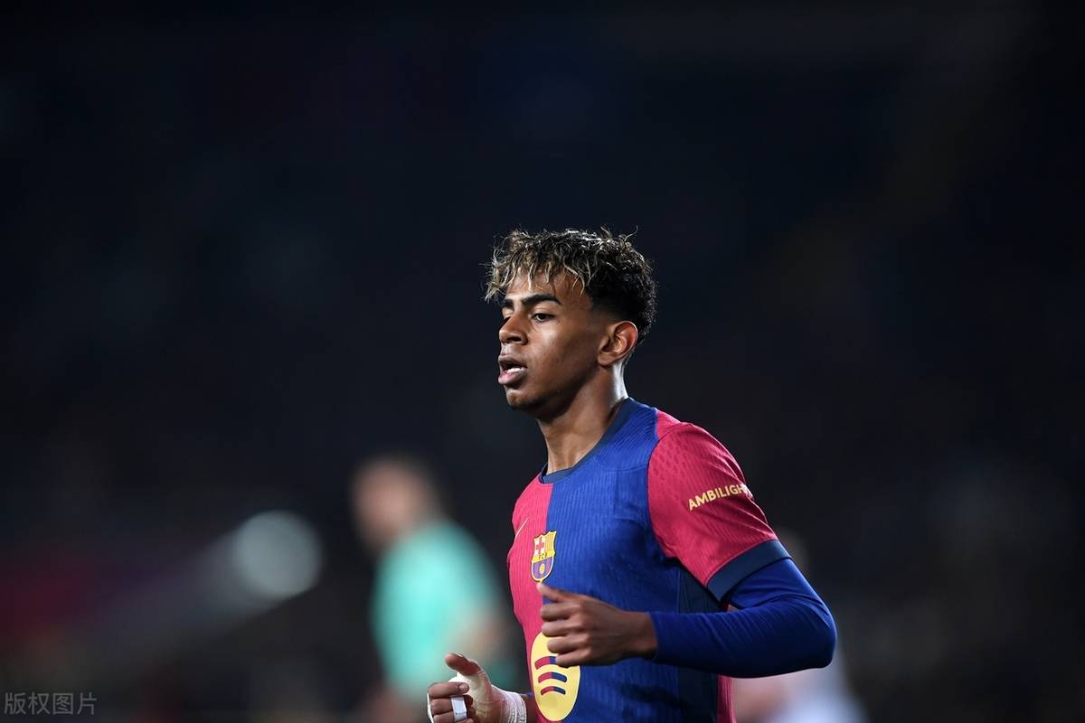 胡梅尔斯：德国会顺利小组出线；现在评估夺冠可能性意义不大（胡梅尔斯：德国小组出线无忧，当下谈夺冠概率为时尚早）