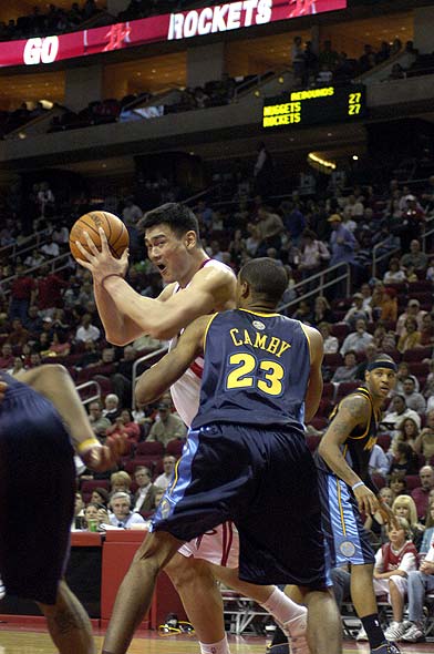 每体：拉波尔塔表示与梅西关系正常，这种关系实际上不存在（每体：拉波尔塔称与梅西关系正常，实则无此关系）