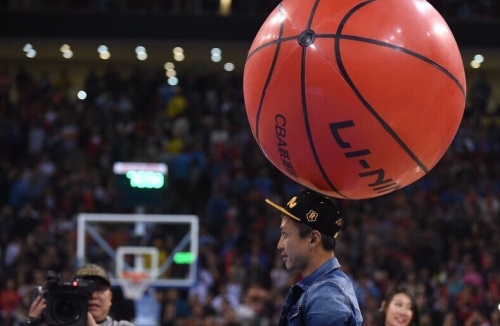 都体：尤文正在考虑冬窗追扎卡，桑德兰要价2000万欧（都体：尤文酝酿冬窗引进扎卡，桑德兰标价2000万欧元）