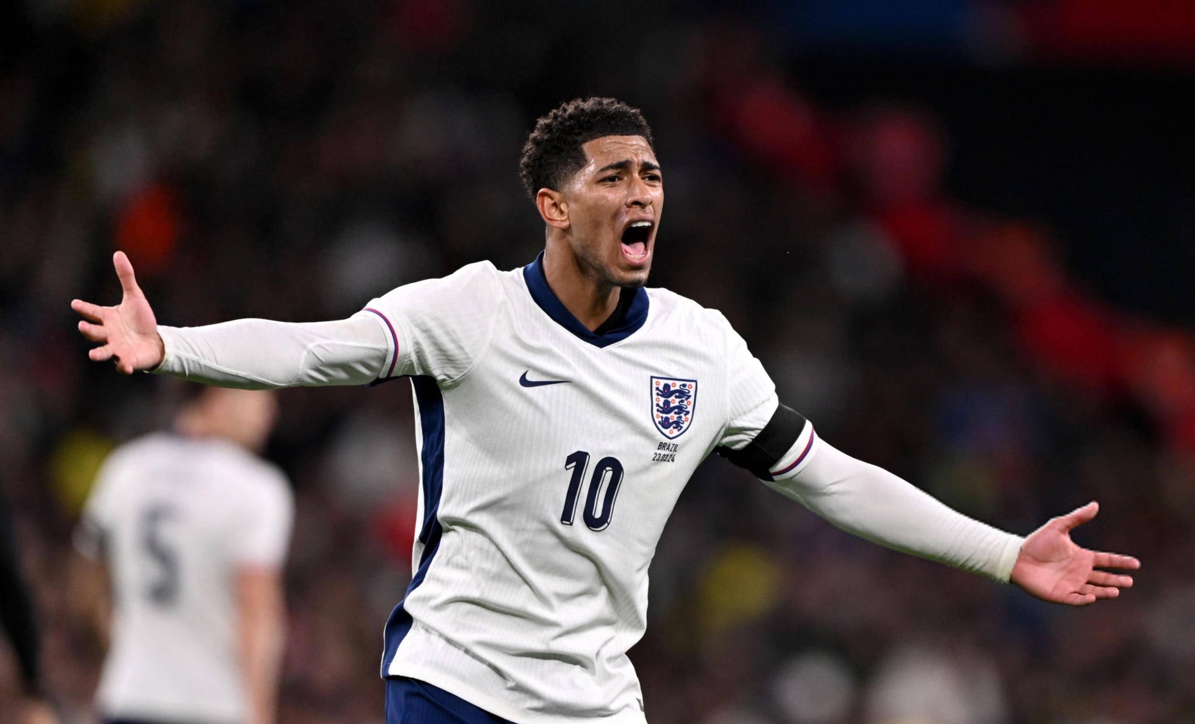 2011年至今欧冠门将失误丢球榜：诺伊尔10次居首，奥纳纳在列（自2011年以来欧冠门将失误致丢球榜：诺伊尔以10次位列榜首，奥纳纳上榜）