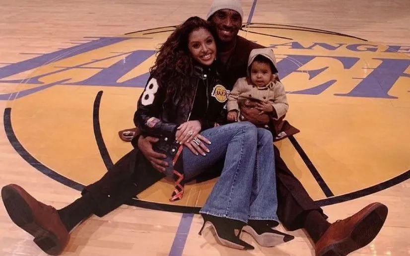 佐拉：当年有幸和马拉多纳一起练习任意球，让我能力明显提升（佐拉回忆与马拉多纳共练任意球：那段经历让我的水平大幅提升）