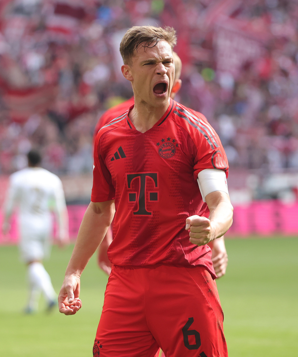 防线漏洞频出 难挡对手冲击（后防失误不断 难以抵御对手猛攻）