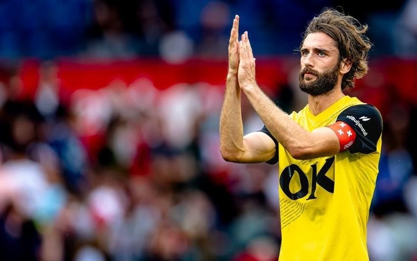 中的地位 中的地位